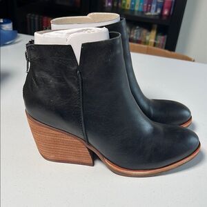 Kork-Ease Chandra Bootie Boots Shoes